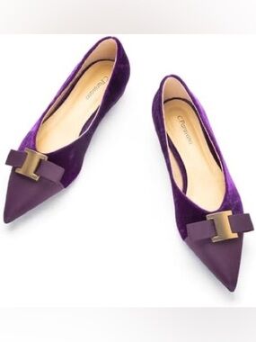 NWOB C. Paravano Purple Velvet Pointed Toe Ballet Flats, Size 39.5 (US Size 9)